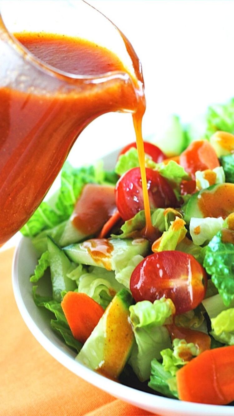 Sweet and Tangy Maddox Restaurant Salad Dressing