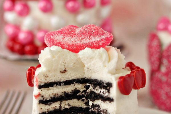 So Cute…Valentine’s Day Mini Cakes