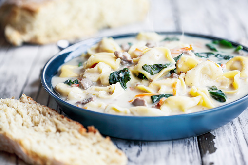 DELISH Chicken Alfredo Tortellini Soup