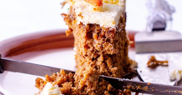 Old-Fashioned Carrot Sheet Cake