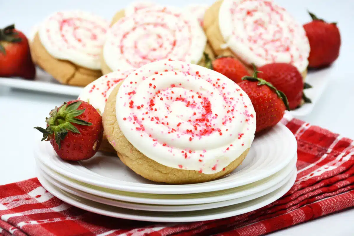 Strawberry Pop Tart Cookies