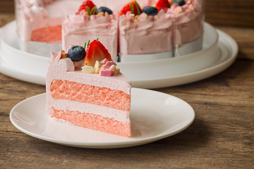 The Best Strawberry Cake Recipe