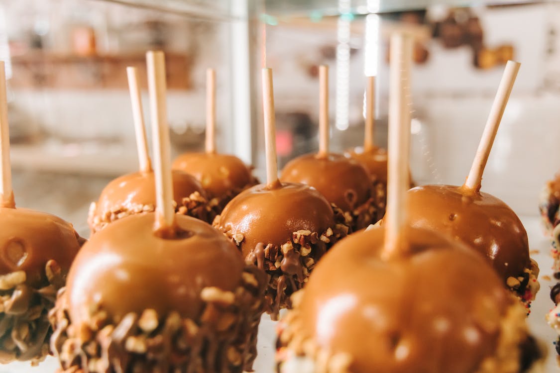 Heavenly Caramel Apples