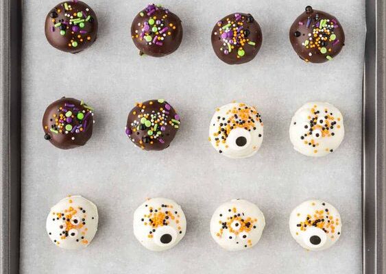 Spooky Halloween Oreo Balls