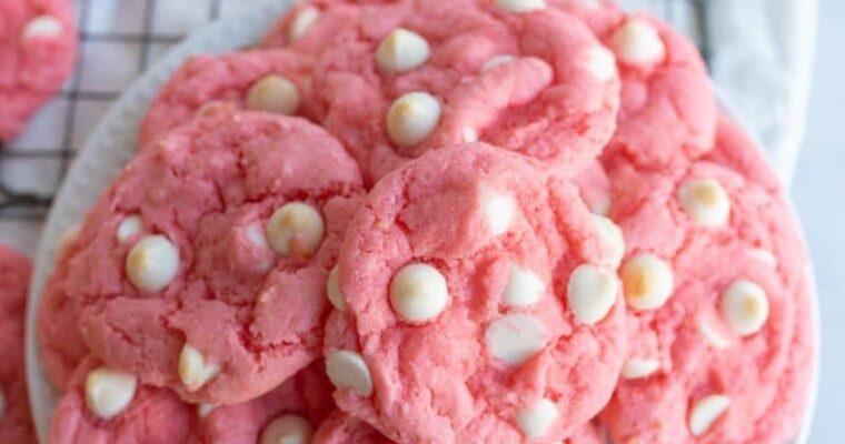 Scumptious Strawberry Milkshake Cookies