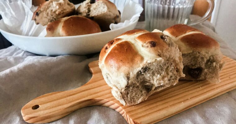 How To Make Hot Cross Buns